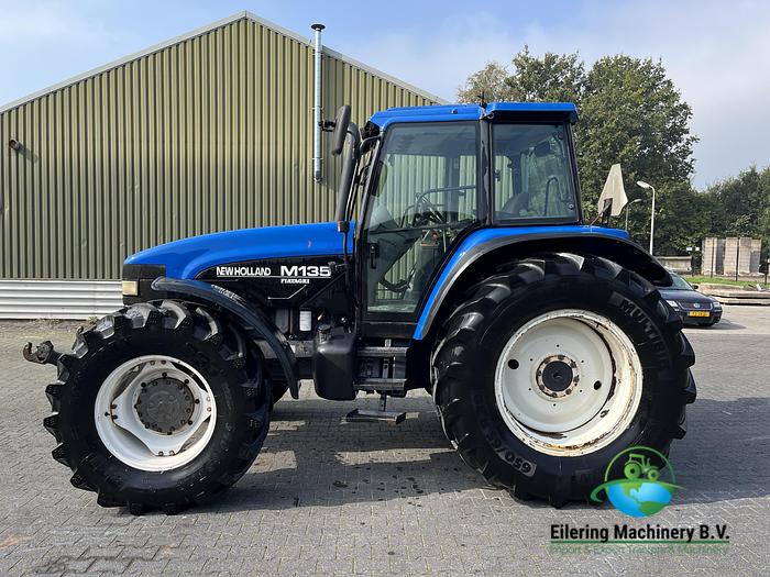 Used 1998 New Holland M135 Range Command, Creeper