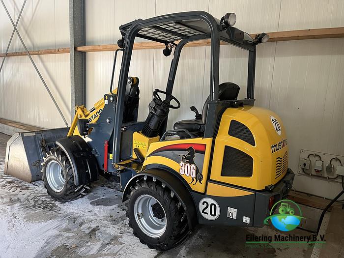 Used 2015 Mustang AL306