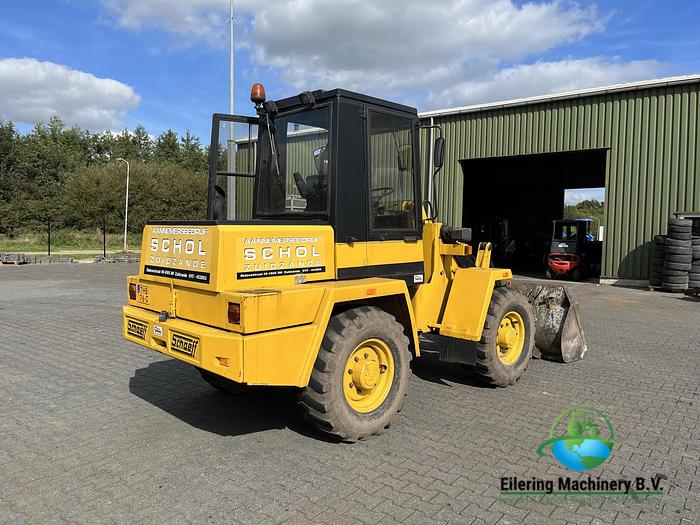 Used 1990 Schaeff SKL 841