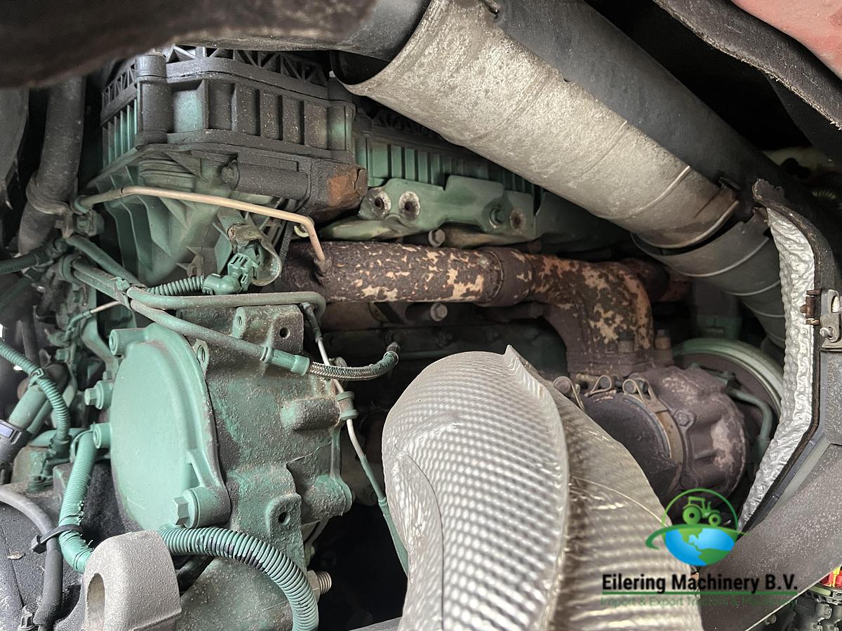 Used 2017 Volvo FM 460 + PTO