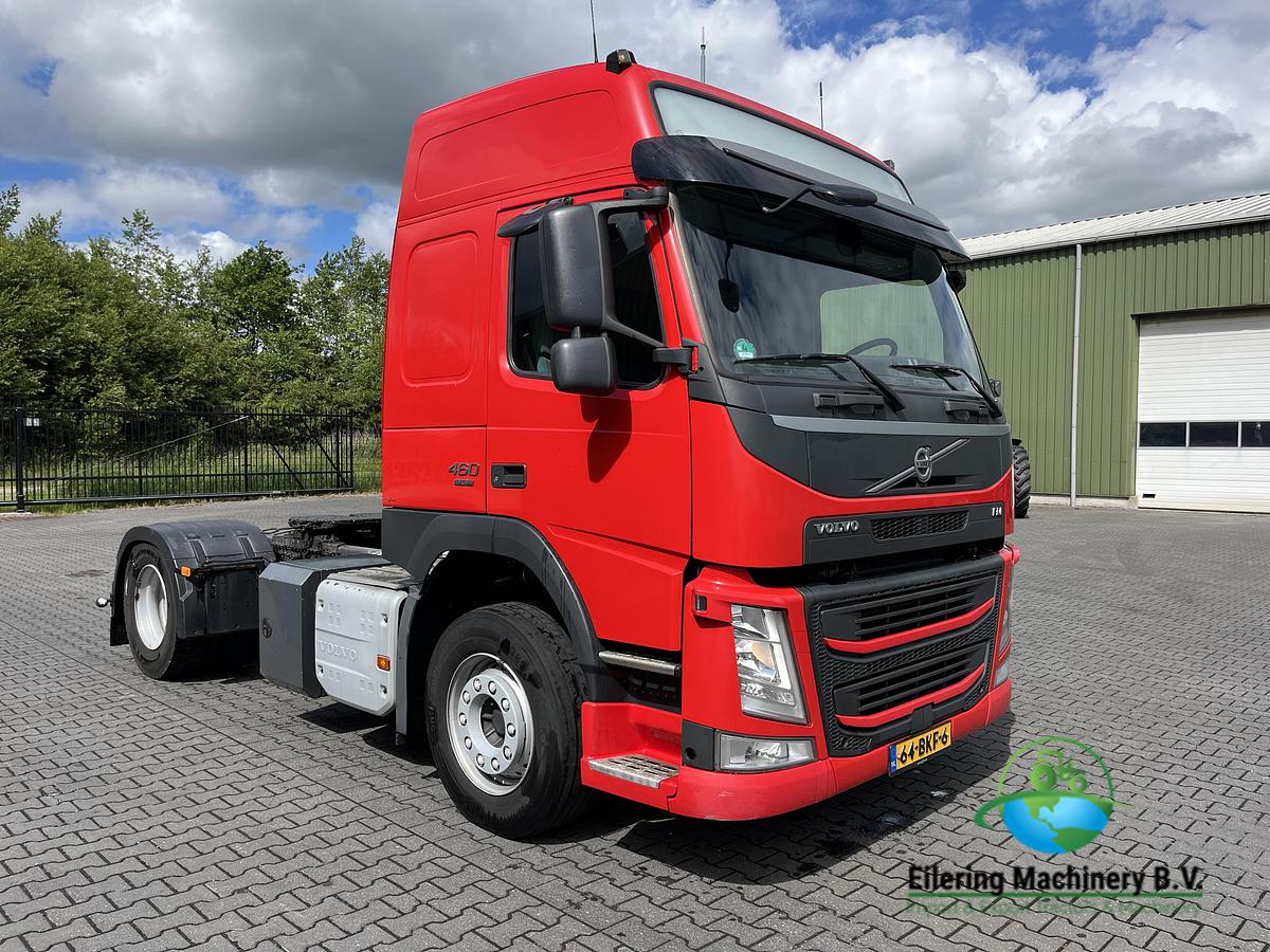 Used 2017 Volvo FM460 + PTO