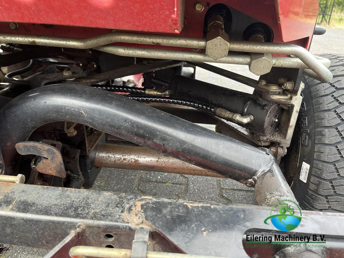 Used 2011 Toro Groundmaster 3500-D Sidewinder