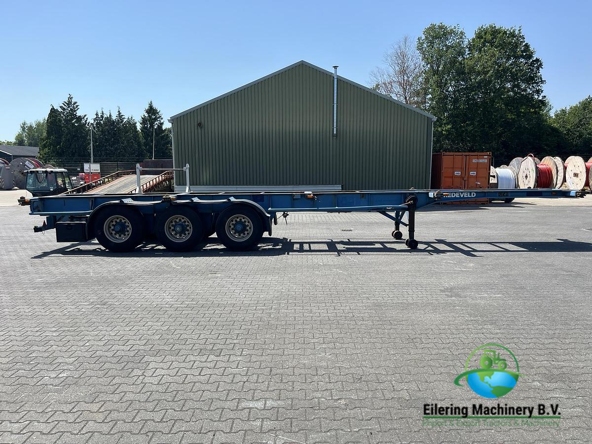 Used Schmitz Cargobull, Fruehauf container chassis, LAG tipper chassis