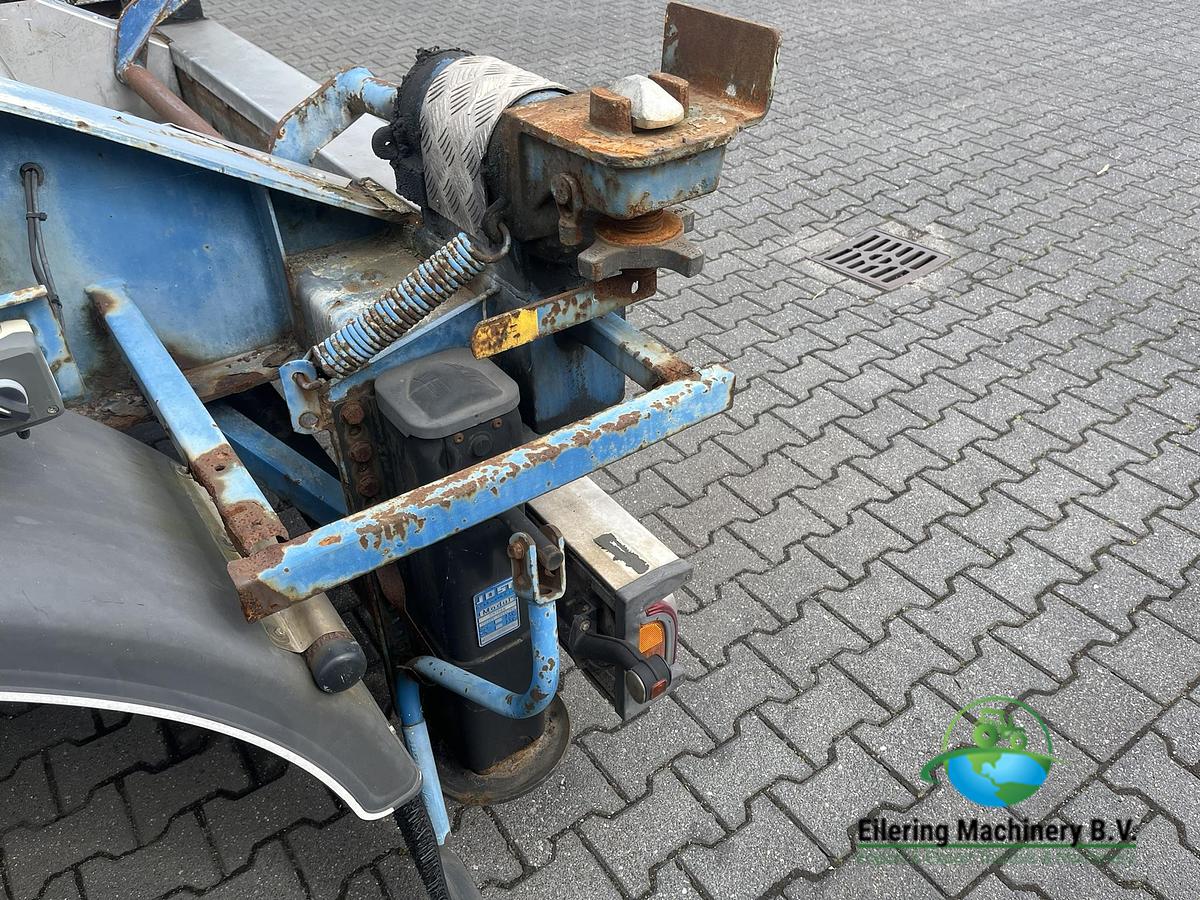Used Schmitz Cargobull, Fruehauf container chassis, LAG tipper chassis