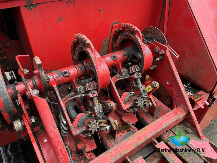 Used 1985 New Holland 376