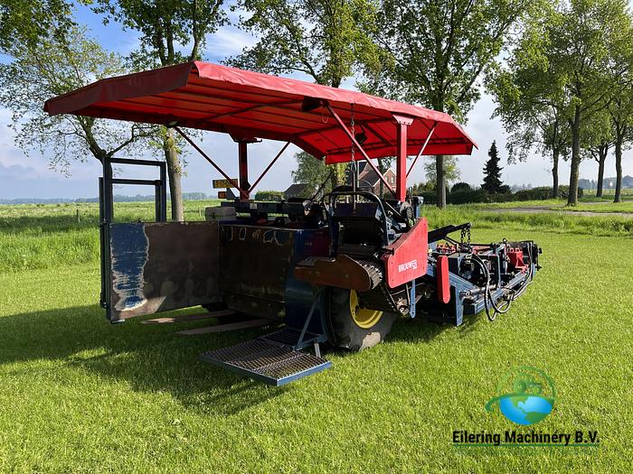 Used John Deere 5210 Brouwer 1565 sod cutter