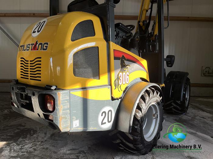 Used 2015 Mustang AL306