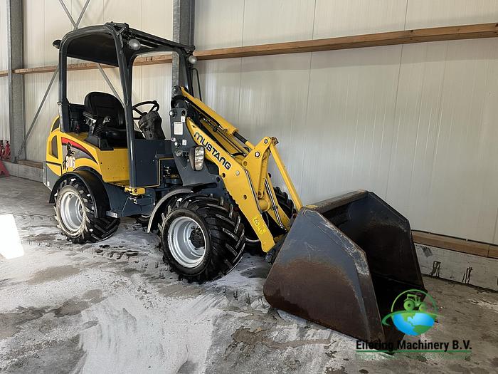 Used 2015 Mustang AL306