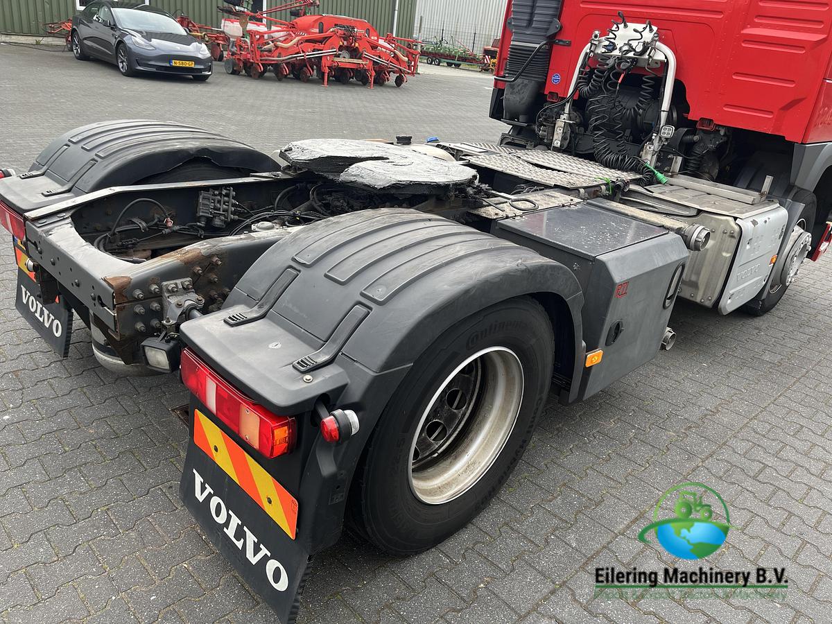 Used 2017 Volvo FM 460 + PTO