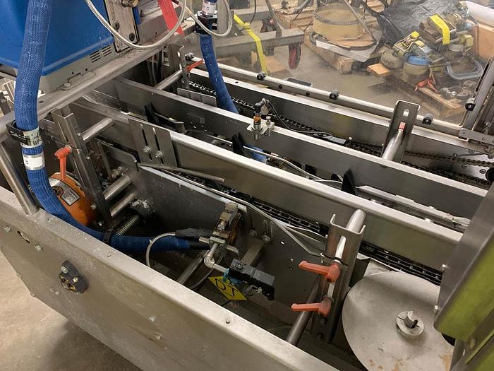 Used 2004 ACCO Manufacturing  15DZ-60 S/S Carton Semi Automatic/Hand Load Horizontal Cartoner