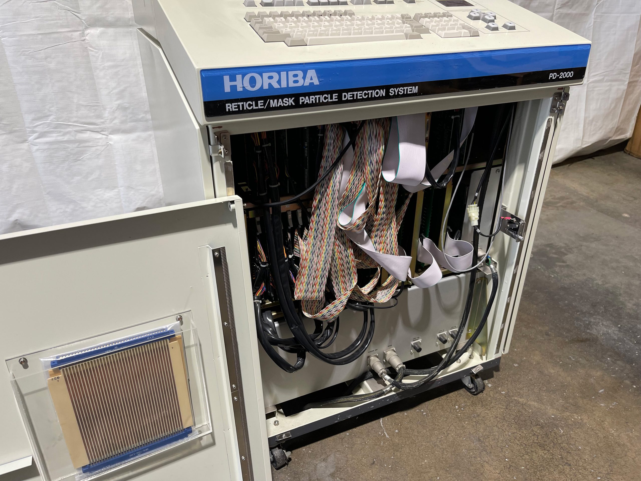 Used Horiba PD 2000 Reticle / Mask Particle Detection System