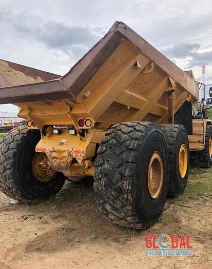Used Item 0950 : John Deere 400C Off Road Dump Truck