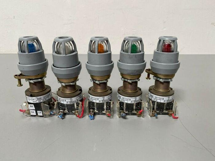 Used Allen-Bradley 800H-QPT24 Series C Illuminated Push Button Switch 24V