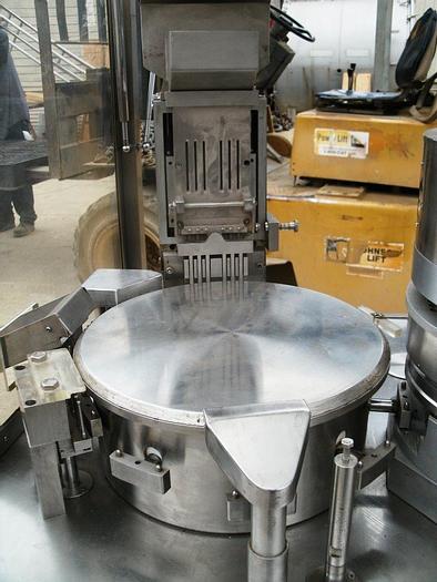 Used Filler, Capsule, Auto, Jiangnan, Mdl NJP-800A, 6 HP #S741075