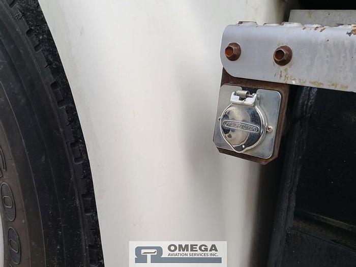 Used 1997 FMC LMD2000 Aircraft Deicer (2,000 total gallon tank cap)