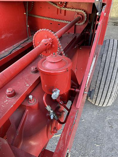 Used 2015 New Holland BC5070 Baler - 2 String