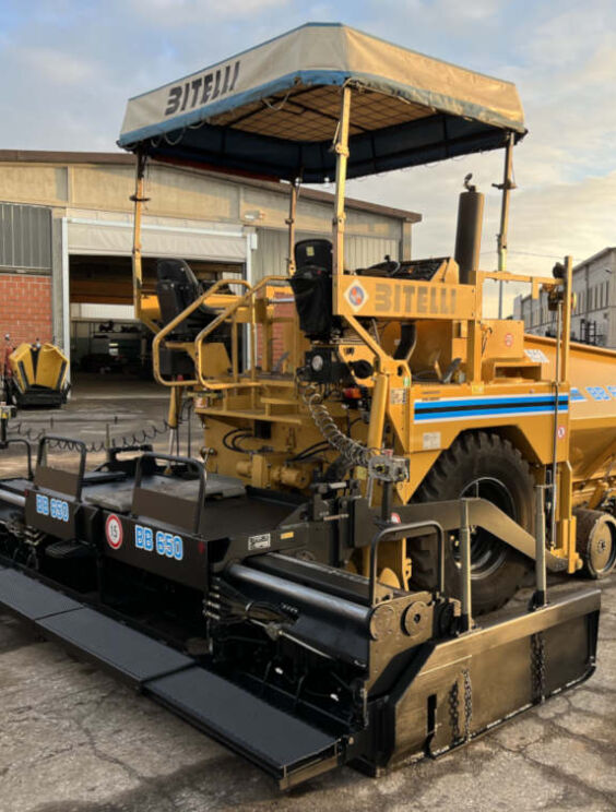 Usado 2005 Bitelli BB 650 DT