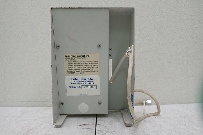 Used Fisher Scientific MODEL 520 Digital Flow Meter Flowmeter