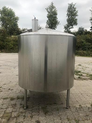 Brugt 3 m3 rustfri tank med plan skrå bund.