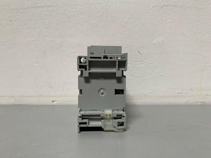 Used Allen Bradley 100-C09Z*10 Series A IEC Contactor 690V & 32A