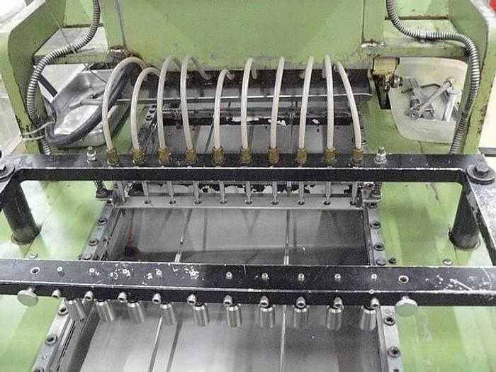 Gebraucht Gießmaschine für Hohlkörper - 29102