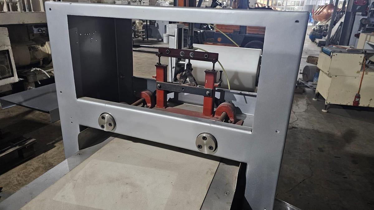 Gebraucht Creme-Einstreichmaschine für Waffelblätter - 28620