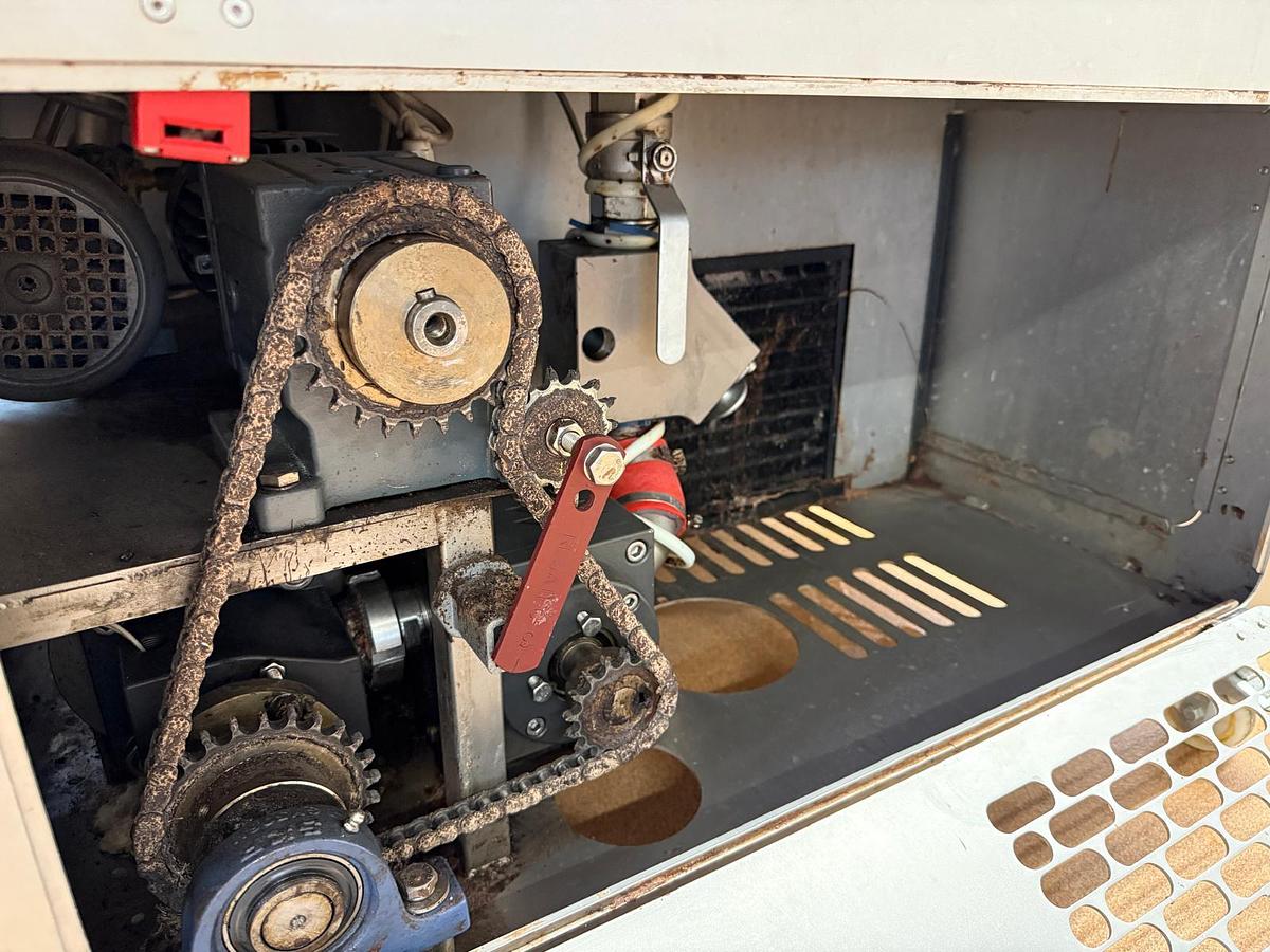 Gebraucht Überziehmaschine - 21007