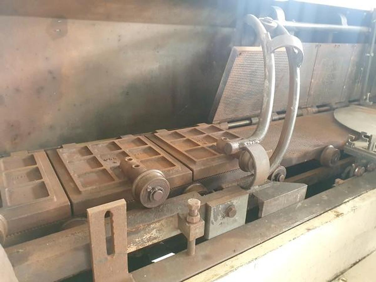 Gebraucht Waffelofen für Waffelbecher - 20597