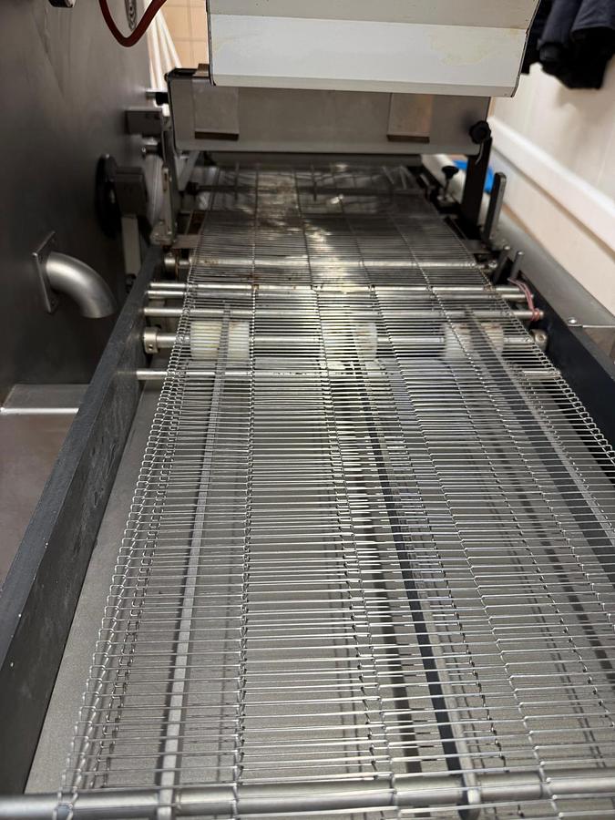 Gebraucht Überziehmaschine - 21007