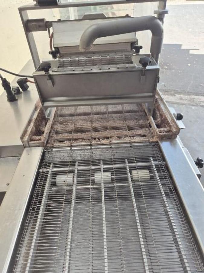 Gebraucht Überziehmaschine - 71672