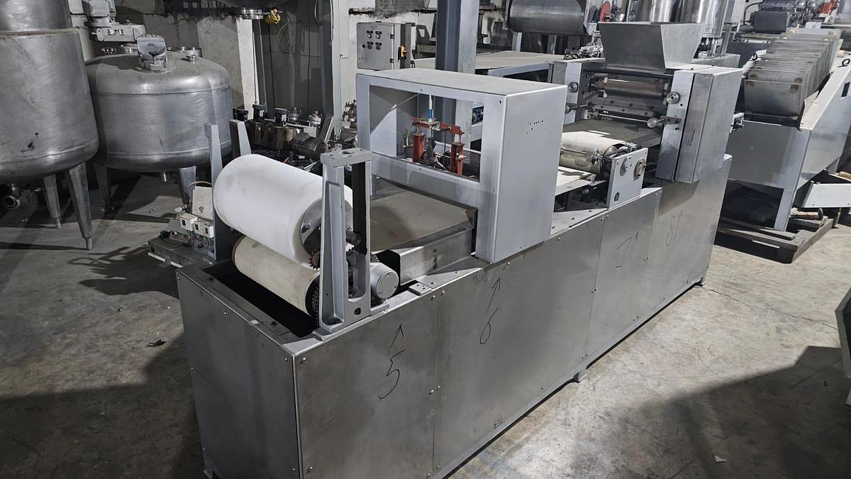 Gebraucht Creme-Einstreichmaschine für Waffelblätter - 28620