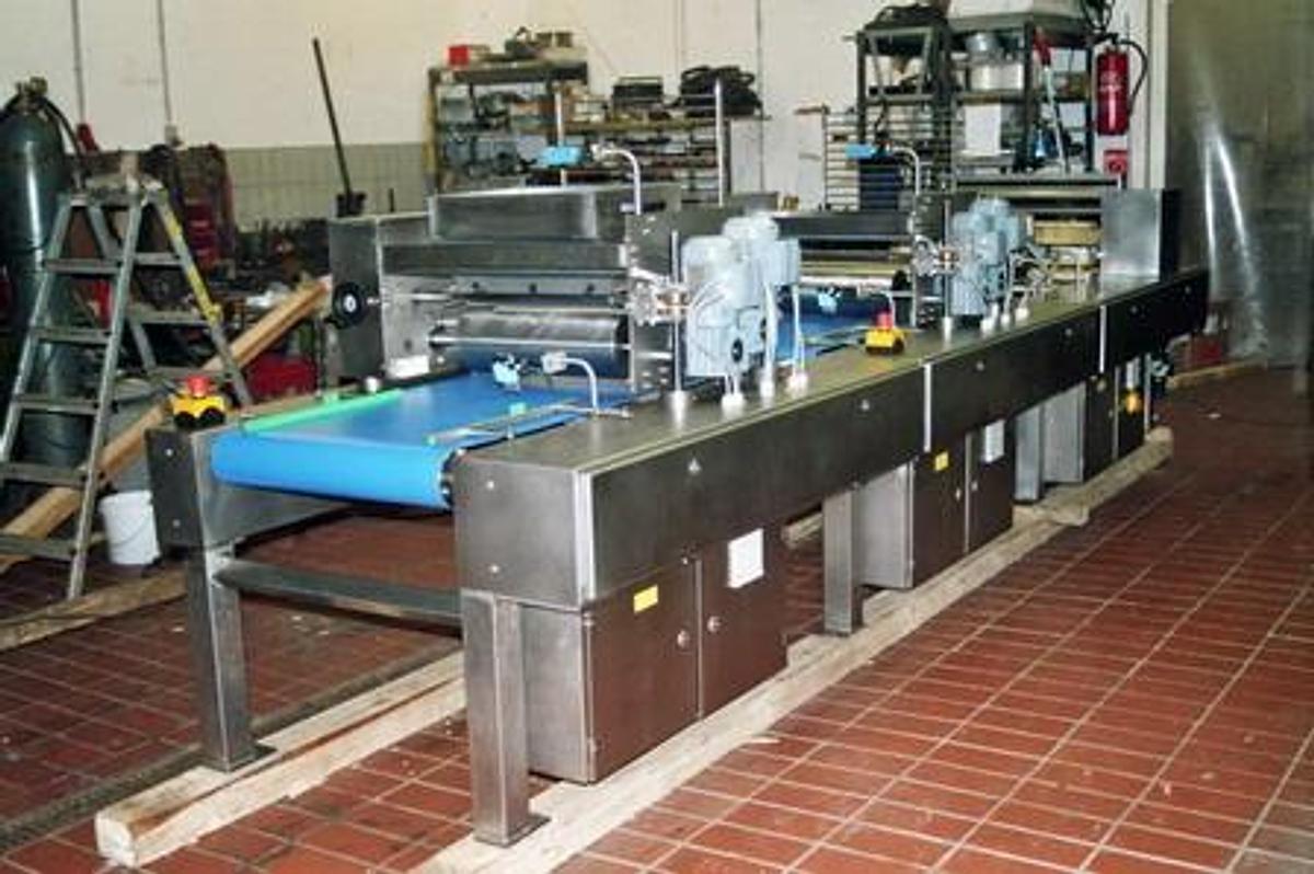 Gebraucht Doppeleinstreichmaschine für Waffeln - 81462