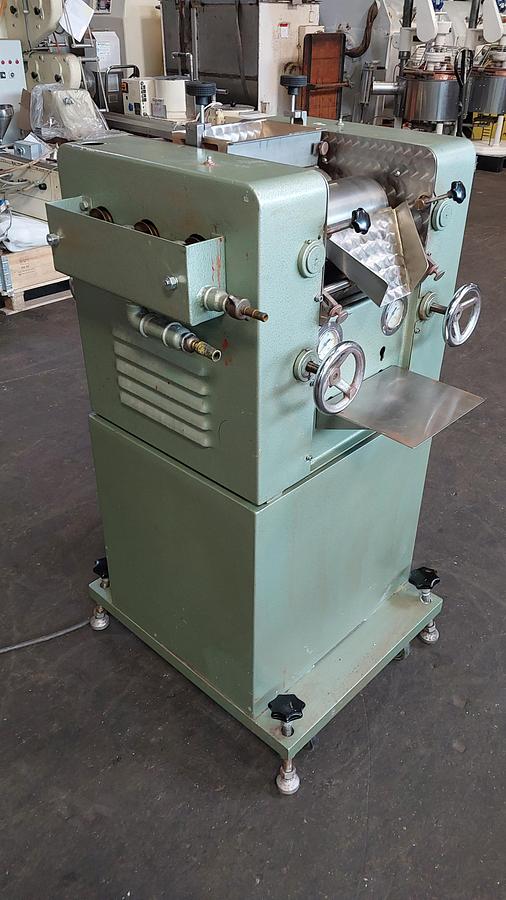 Gebraucht Labor-Dreiwalzwerk - 90700