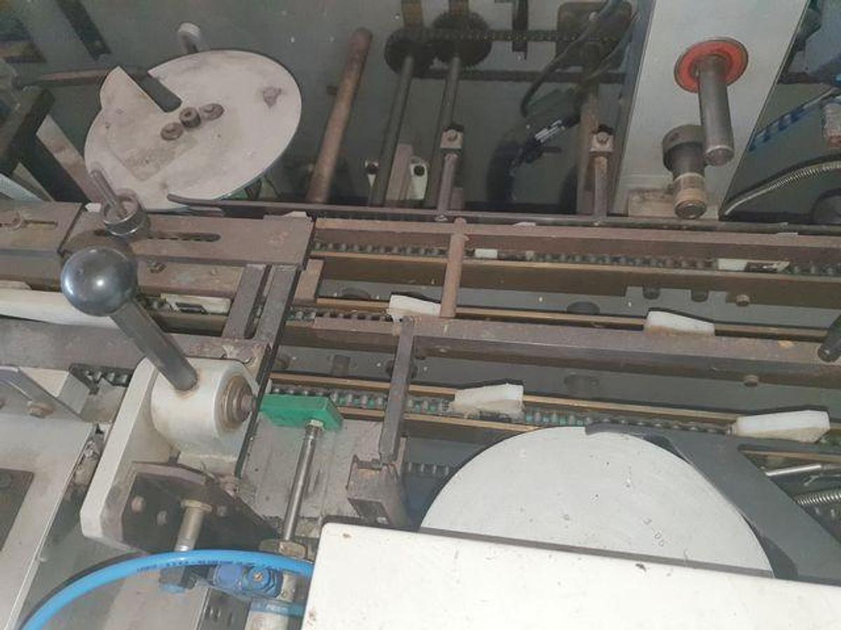 Gebraucht Kartonaufricht- Füll- + Schließmaschine für Gebäck - 43229