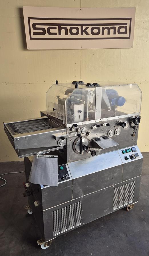Gebraucht Überziehmaschine - 71671
