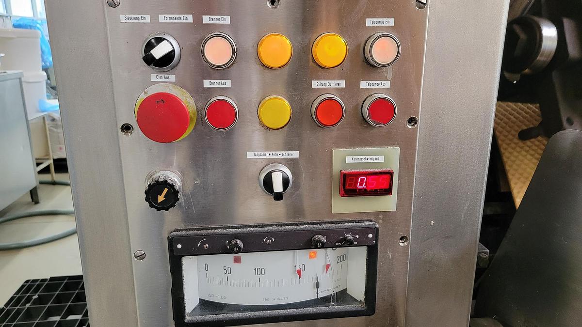 Gebraucht 1995 Haas Food Equipment GmbH SWAK 64