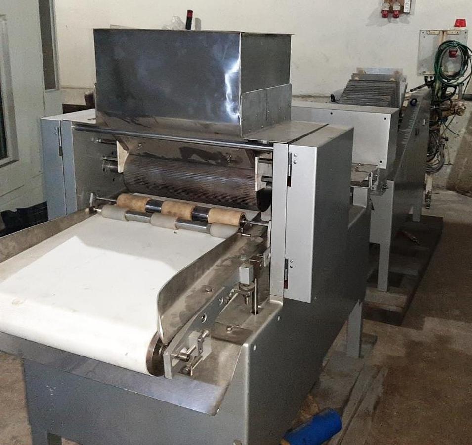 Überholt Waffel-Einstreichmaschine - 28970