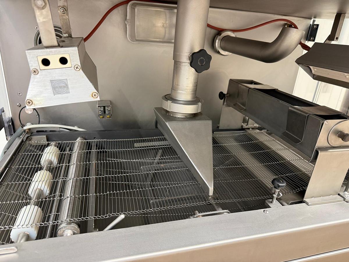 Gebraucht Überziehmaschine - 21006