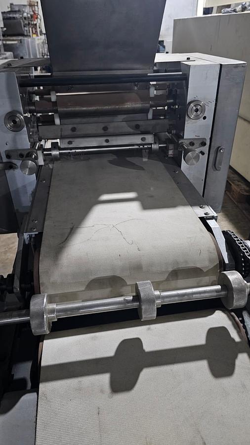 Gebraucht Creme-Einstreichmaschine für Waffelblätter - 28620