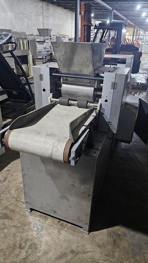 Gebraucht Creme-Einstreichmaschine für Waffelblätter - 28620