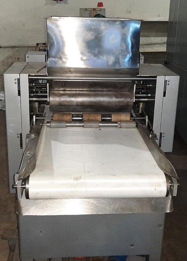 Überholt Waffel-Einstreichmaschine - 28970