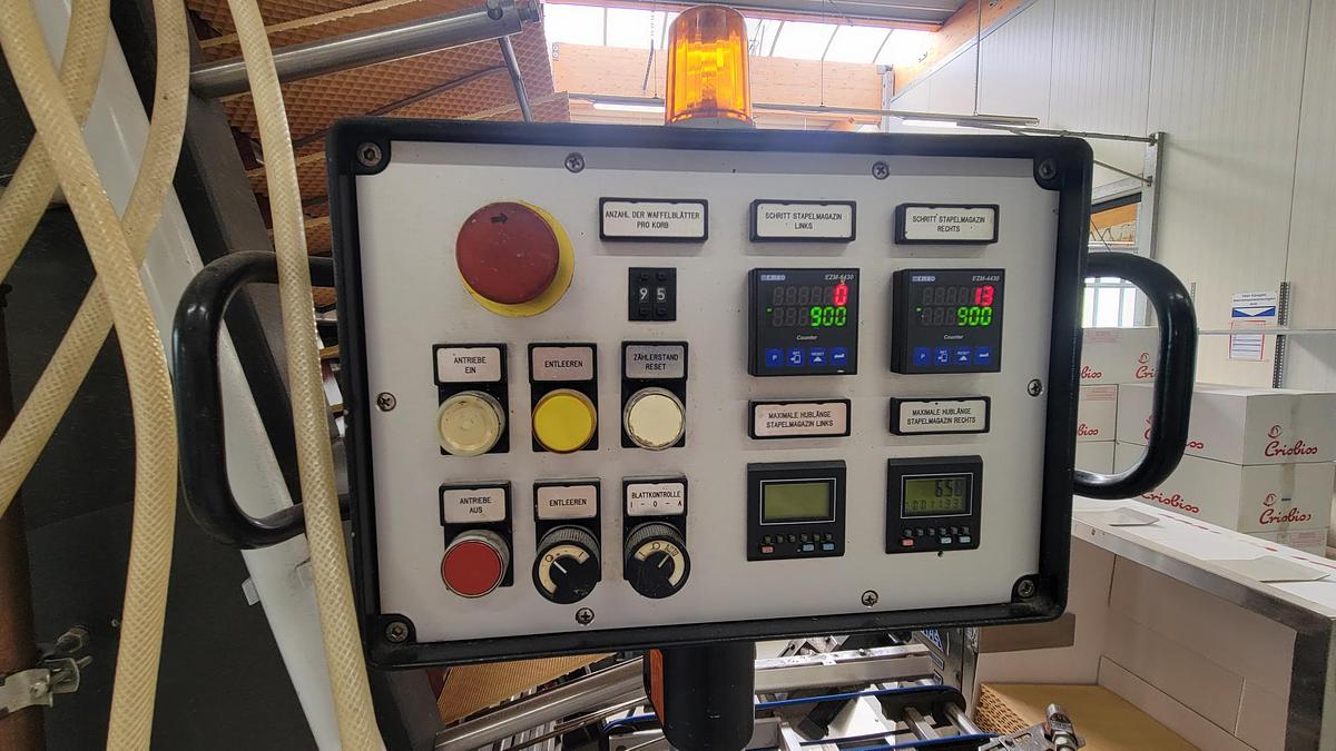 Gebraucht 1995 Haas Food Equipment GmbH SWAK 64