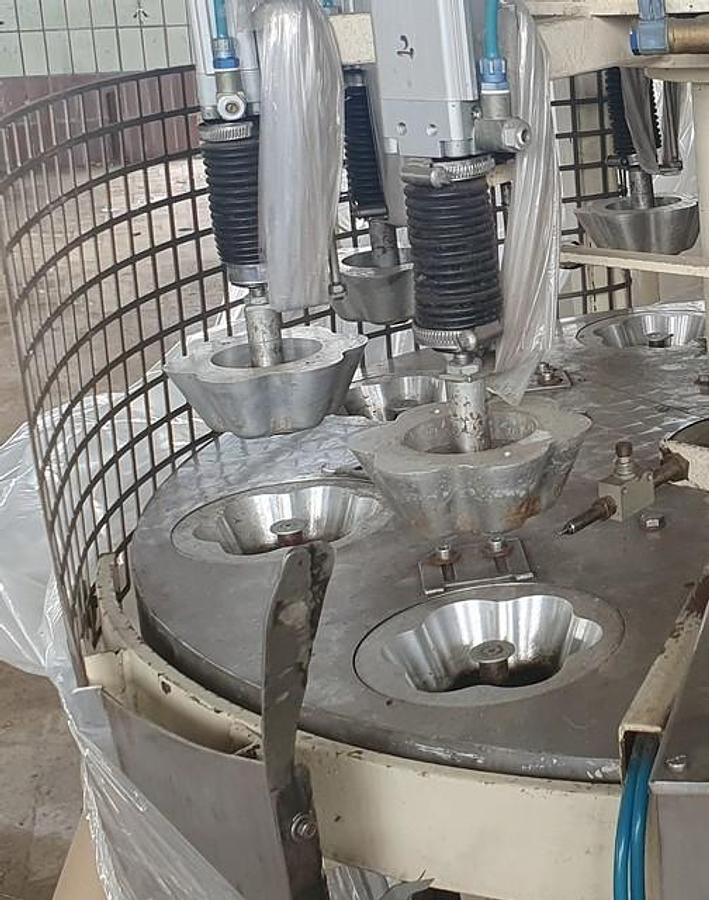 Gebraucht Waffelofen für Waffelbecher - 20597