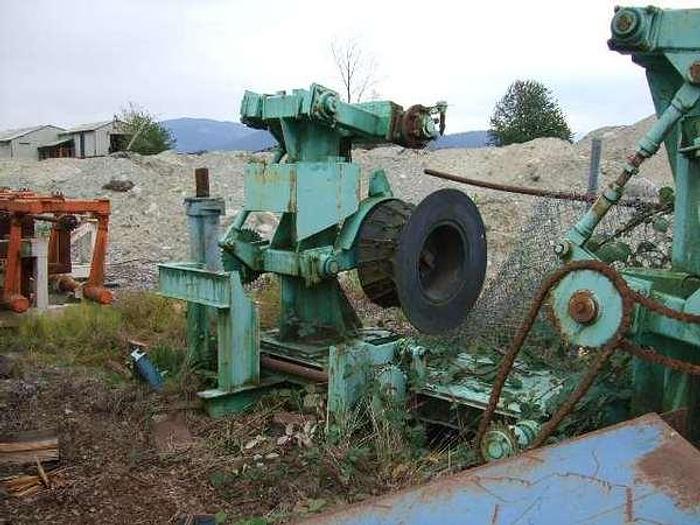 Used Forano Short Log Feeding Devices