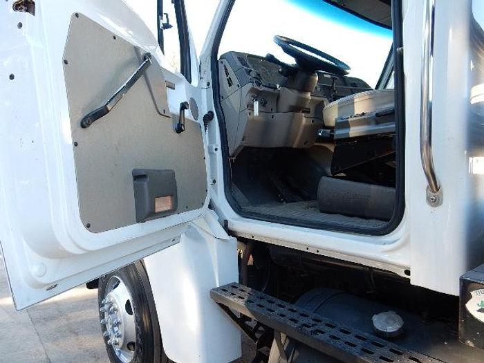 Used 2002 Sterling LT-9500