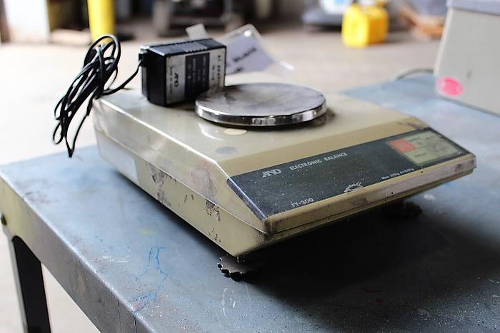 Used A & D ELECTRIC BALANCE SCALE