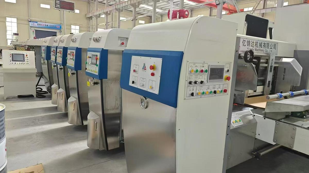4-colour Flexo Press with rotary die-cutter and palletised collection