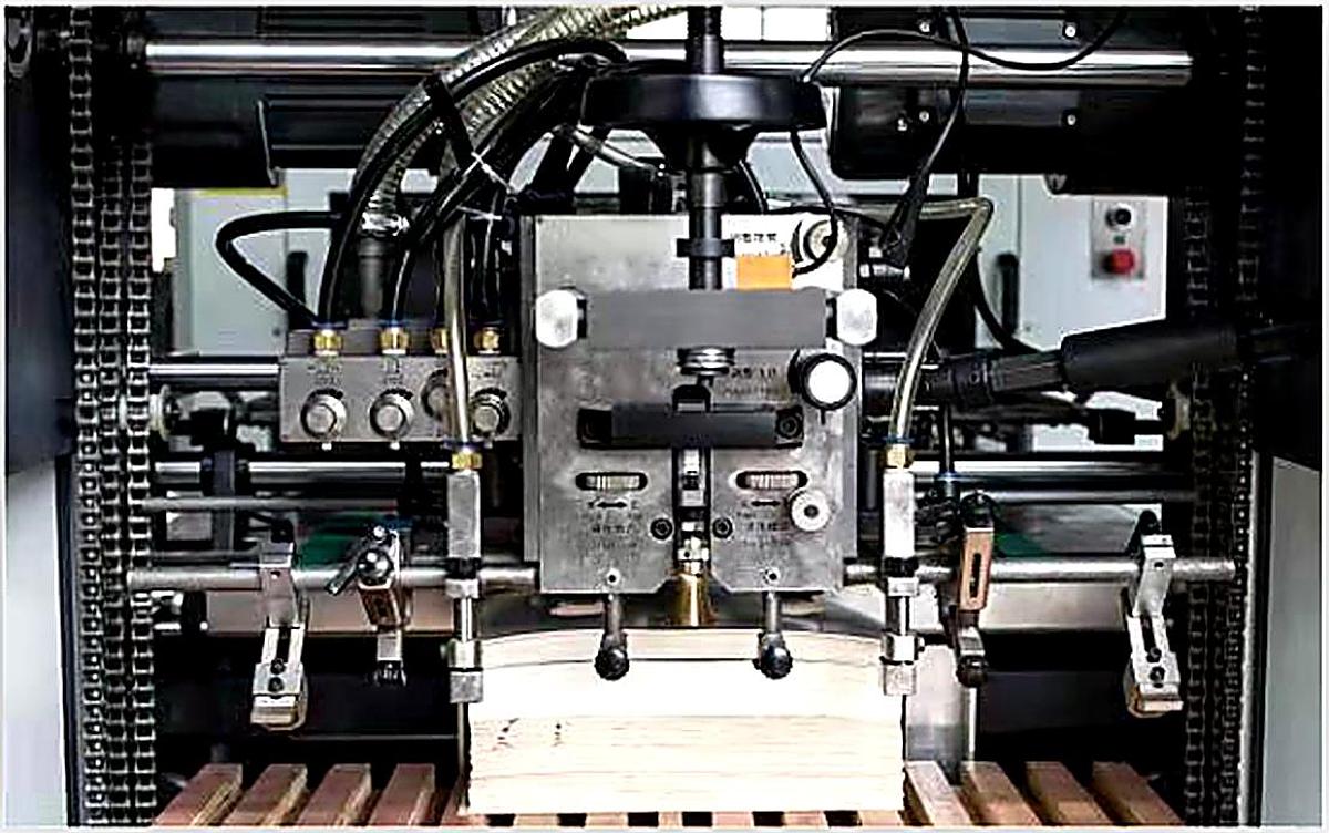 800MF Automatic Die-Cutting + Creasing + stripping