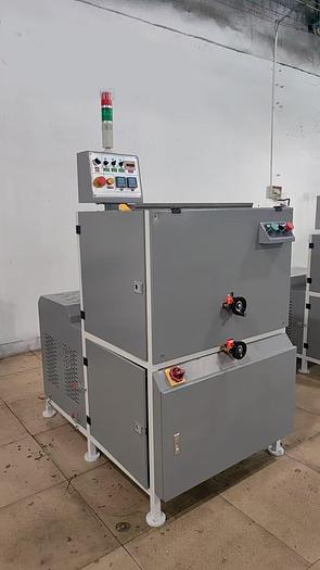 Pressing and Creasing Machine