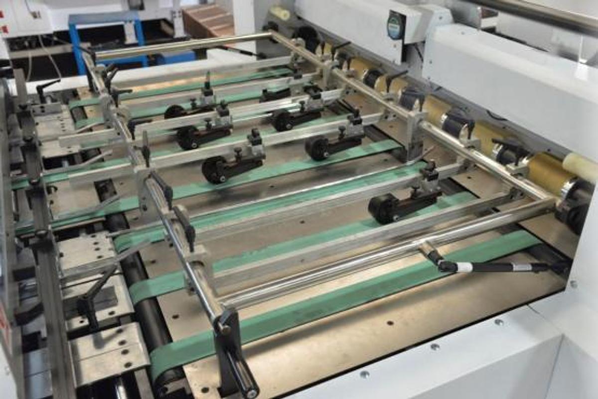 BBS C1500H cutting&creasing machine with stripping station